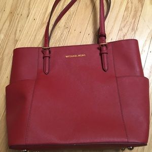 Pre-owned Red Michael Kors Jet Set East West Tote